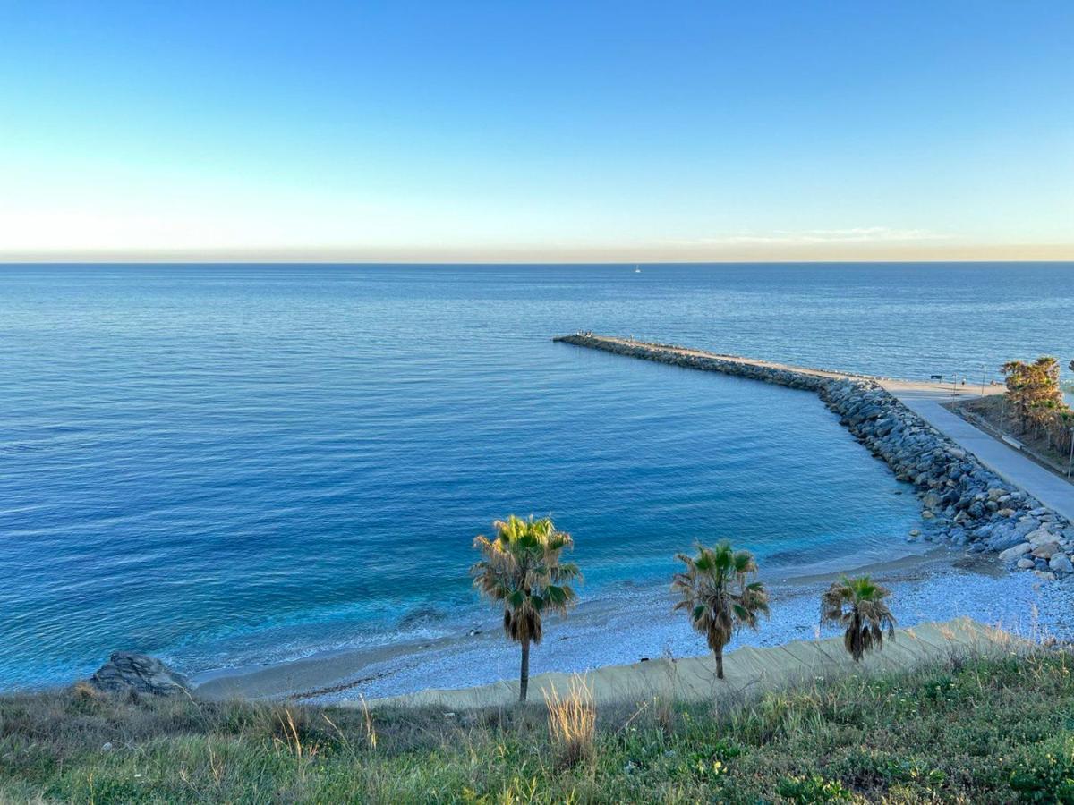 Modern Three-Level Apartment Near The Sea Benalmádena Εξωτερικό φωτογραφία